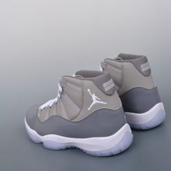 Jordan 11 Cool Grey 37