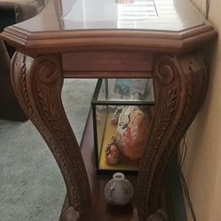 Living room table set. Coffee table, sofa table and  end table.