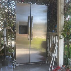 Refrigerator Frigidaire