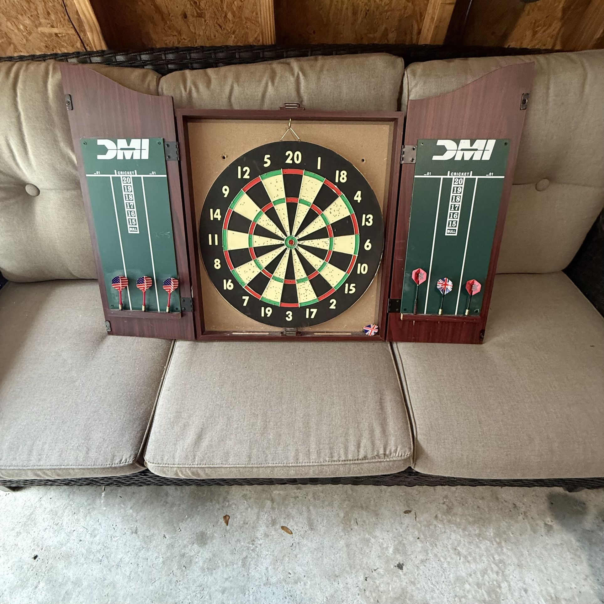 Dart Board 