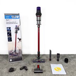 Dyson Cyclone V11 Animal + Handheld Stick Cordless Vacuum Cleaner w/ attachments 