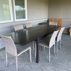 Dining table with 6 chairs