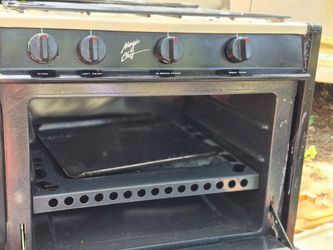 Magic Chef Propane stove