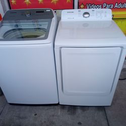 Washer And Dryer Like New With Warranty Perfect Condition 