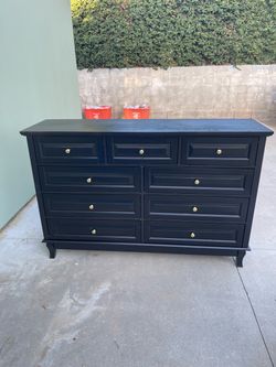 Black Dresser