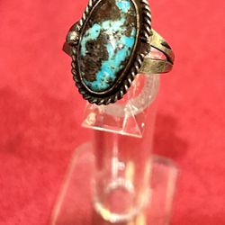 Beautiful Sterling Silver Turquoise Native American Navette Ring