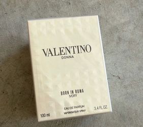 Valentino Donna perfume
