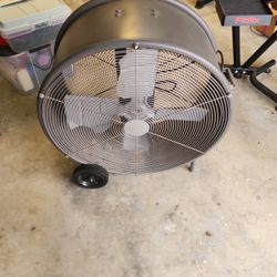 28" Workout Fan