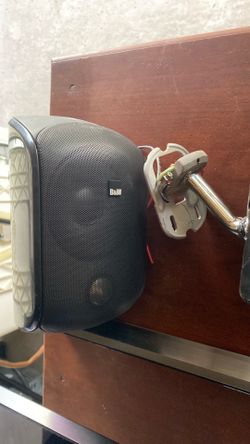 Bowers and Wilkins surround speakers