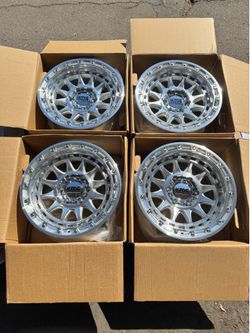 Brand New KMC CRUX “556” Machined 17” Off-Road Wheels 6x139 and 6x135 0 and +25 Offset