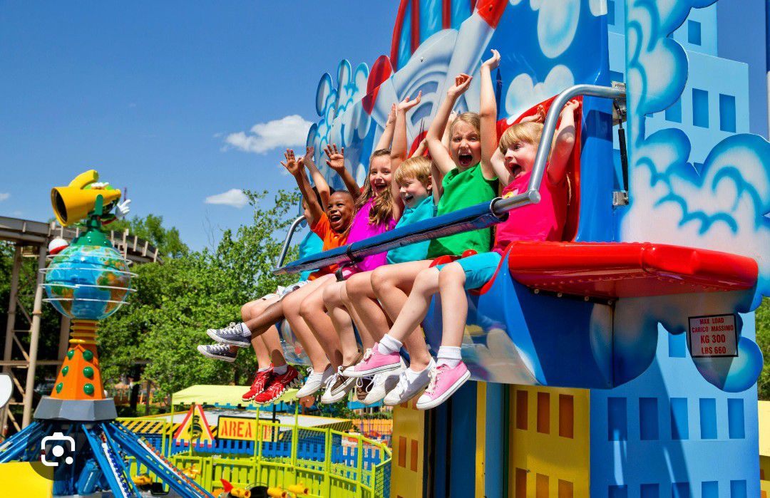 Sixflags Season Passes With Parking 