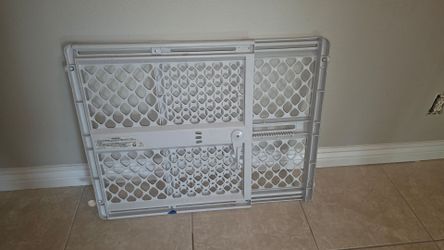 Baby gate