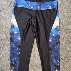 NWOT Galaxy Leggings Set S/M