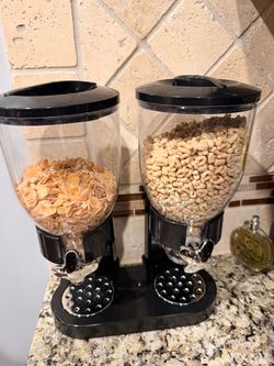 Cereal dispenser