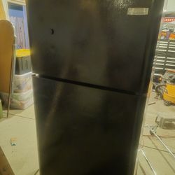 Frigidaire Refrigerator