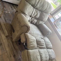 Comfortable Recliner 