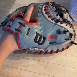 Wilson A2000