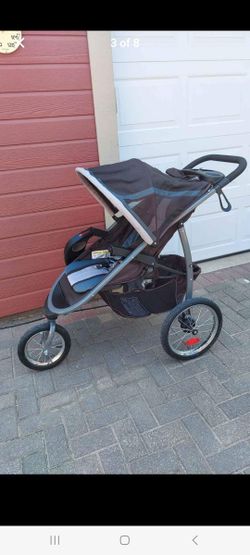Graco Fast Action Fold Jogger Travel System