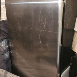 RCA 3.2 Cu. Ft. Mini Fridge 