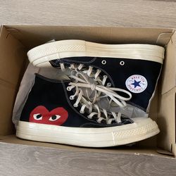 CDG Converse Size 10 