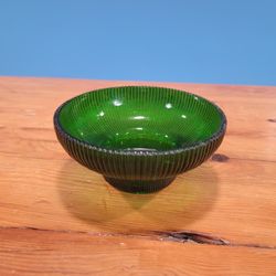 Vintage Hoosier Glass 4054 Emerald Green Ribbed Candy Dish Flower Arrangement
