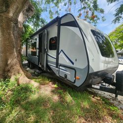 2020 Coachmen Apex Ultra Lite