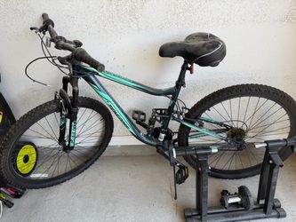 Mongoose Tervane 27.5 bike