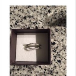 Reduced! Double Diamond Band 