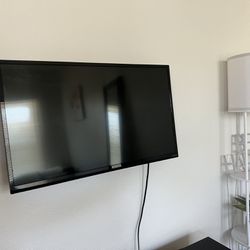 Small TV 