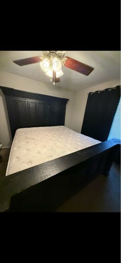 Black king size bed frame