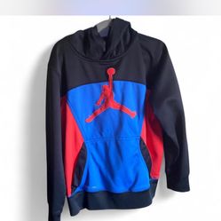 Nike Jordan Therma-FIT pullover hoodie in black, red, and blue.