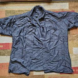 Van Heusen Grey Plaid Flannel Short Sleeve Button Up (Medium) Everyday Casual Y2K