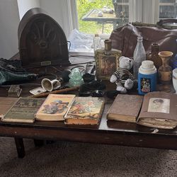 Antique lot