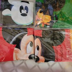 Set Of 3 Mickey Mouse Tote Bags And 1 Glow In The Dark Trick Or Treat Tote Bag 
