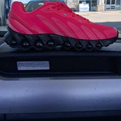 Hyperpink Nike Air Max Dn8 Size 9.5