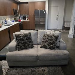 Ashley Deep Loveseat 