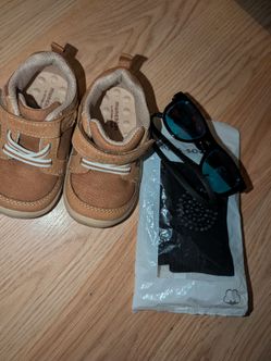 Baby shoes sun glasses knee pads