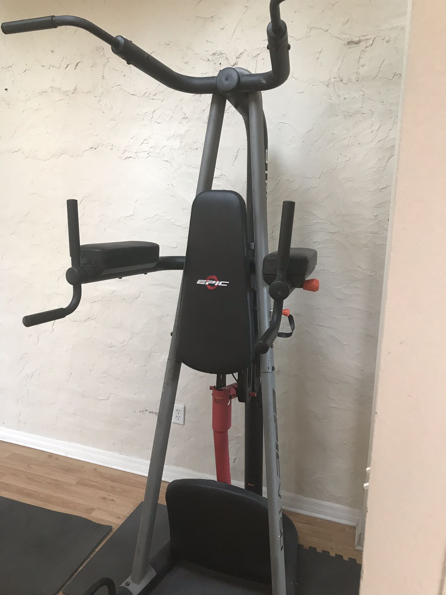 EPIC POWER TOWER V150