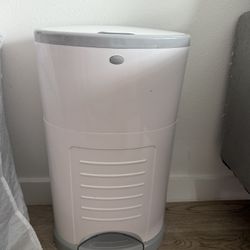 Trash Can For Diapers