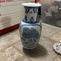 vintage vase China