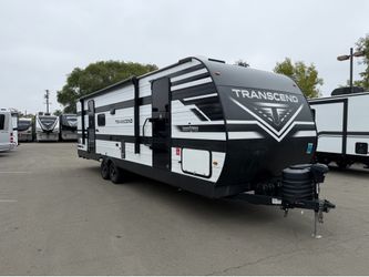 2025 Grand Design Transcend 265BHT – Family Bunkhouse Travel Trailer – Like New!