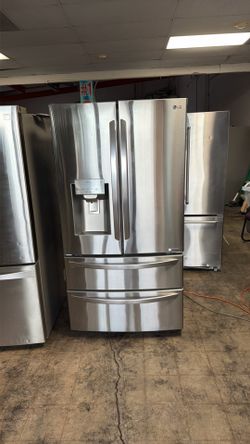 Refrigerador LG 4 puertas stainless steel