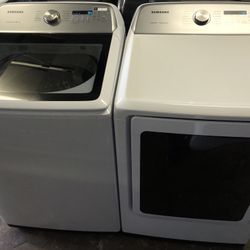 Samsung Washer and Gas Dryer Set