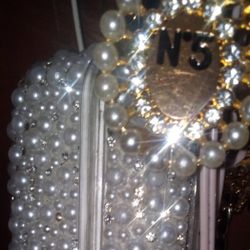 Apple Air Pro 2 Wireless Headphones Pearl Bracelet Pearl Charger Chanel Number 5 Perfume Keychain Cool And Sassy Cat Keychain