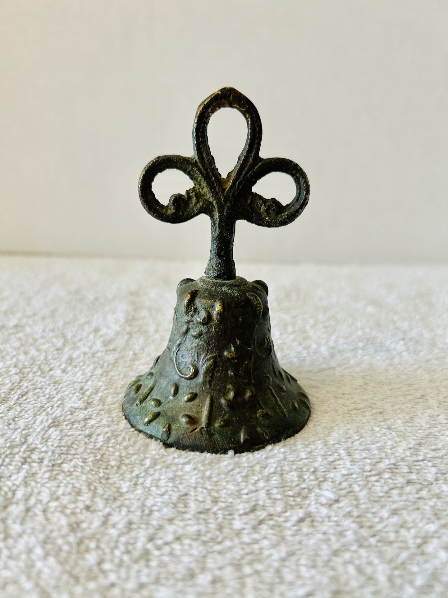 Early 19Th Century Spanish Handheld Bronze Mission Church Bell Ringer 