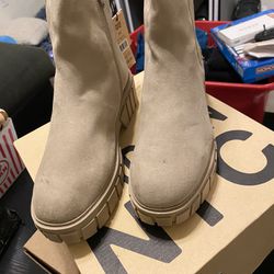 Women’s Boots 