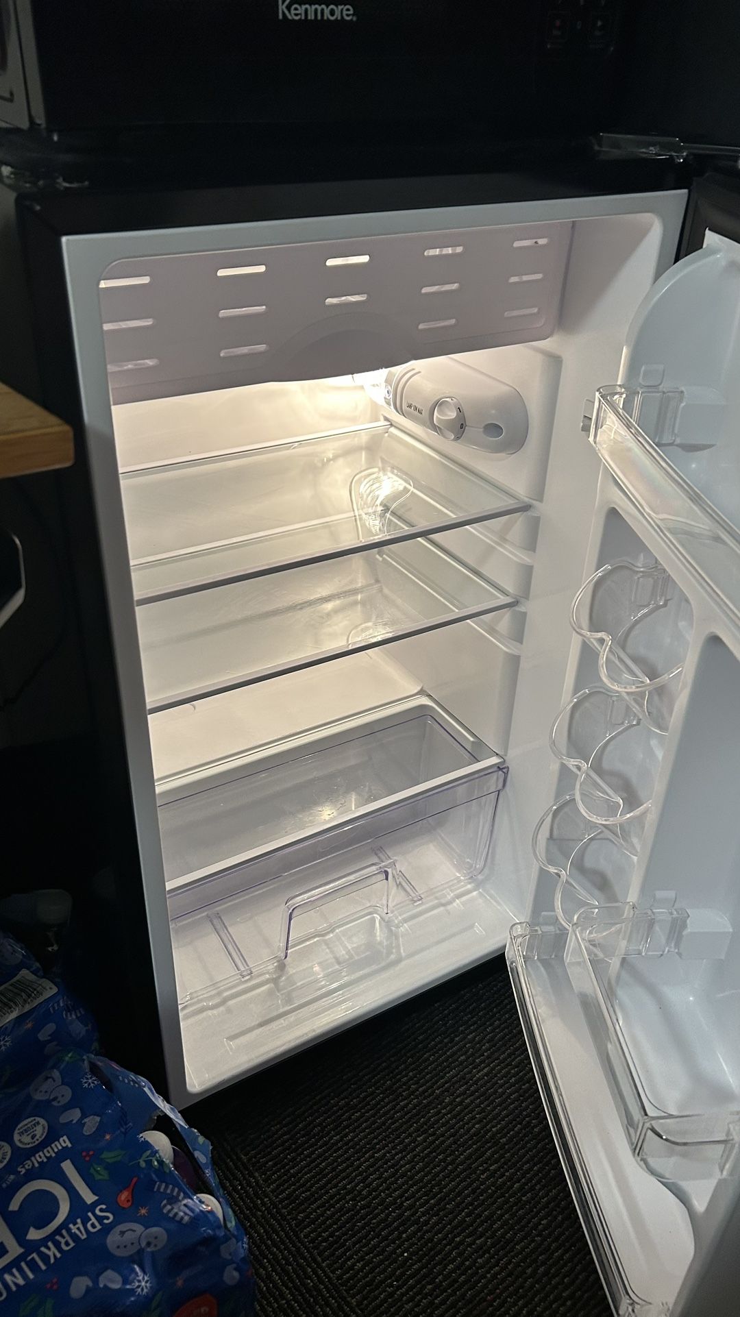 Magic Chef 3.3 cu. ft. Mini Fridge