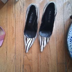 Heels - Size 9 - Black & White Zebra Heels By Aldo $ 30.