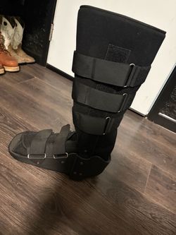 Orthopedic boot xl