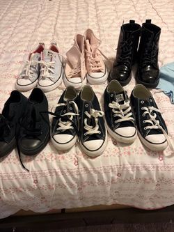 Kids size shoes size 3 $5 each